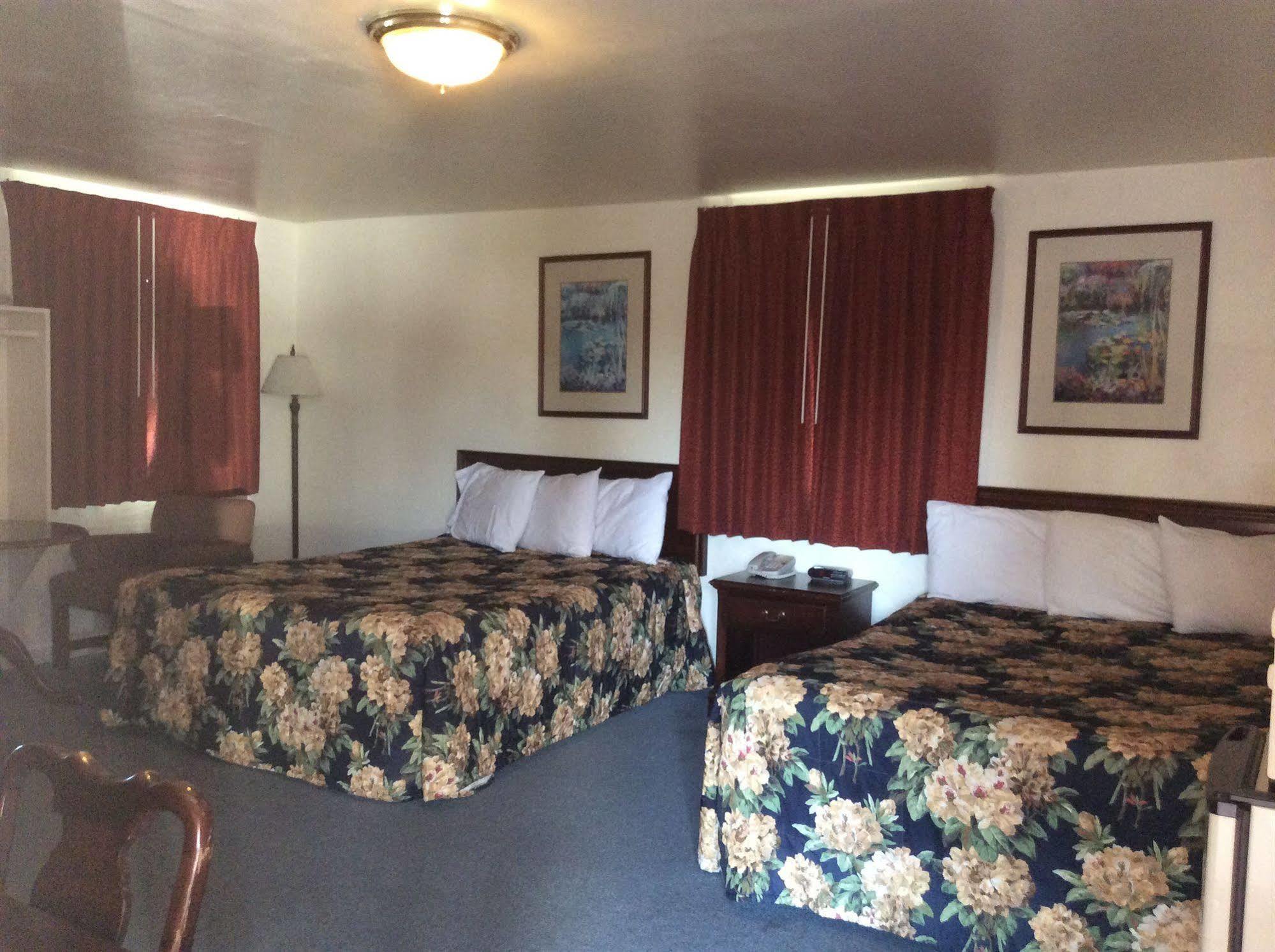 Colusa Motel Bagian luar foto